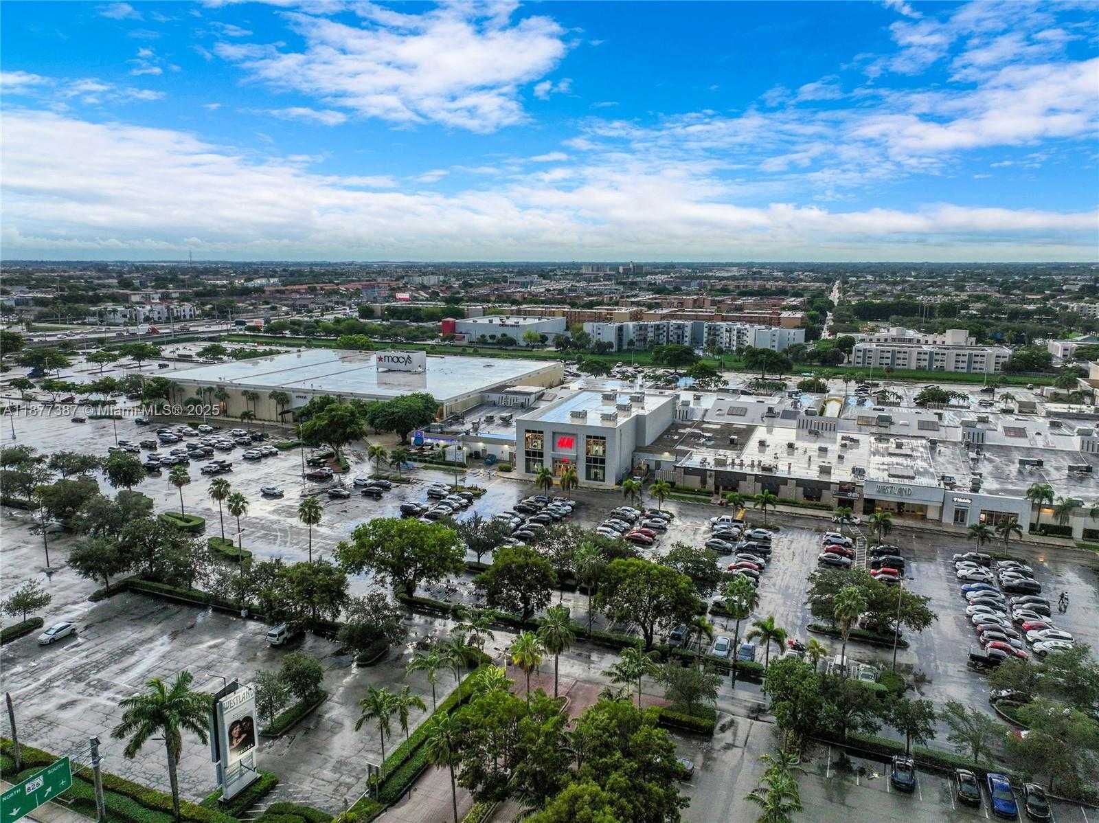 Small Image of 1255 WEST 49TH PL #H202, Hialeah Number 45