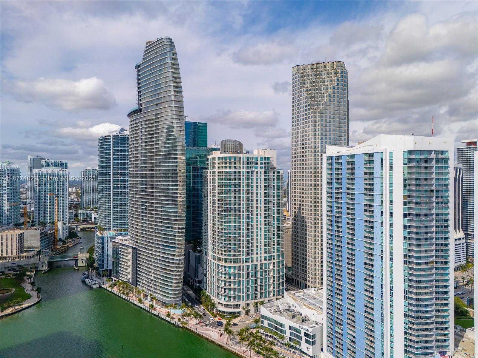 Small Image of 300 SOUTH BISCAYNE BLVD #T-3604, Miami Number 20