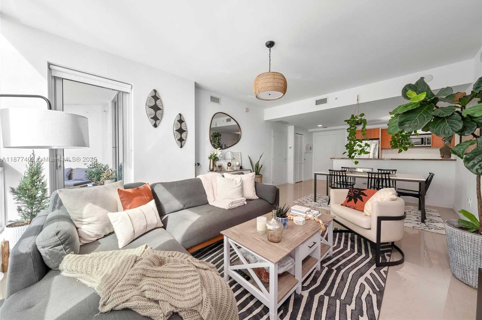 Small Image of 300 SOUTH BISCAYNE BLVD #T-3604, Miami Number 3