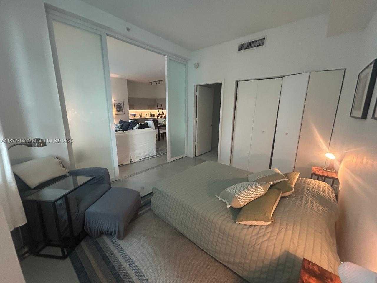 Small Image of 234 NORTH EAST 3RD ST #902, Miami Number 8