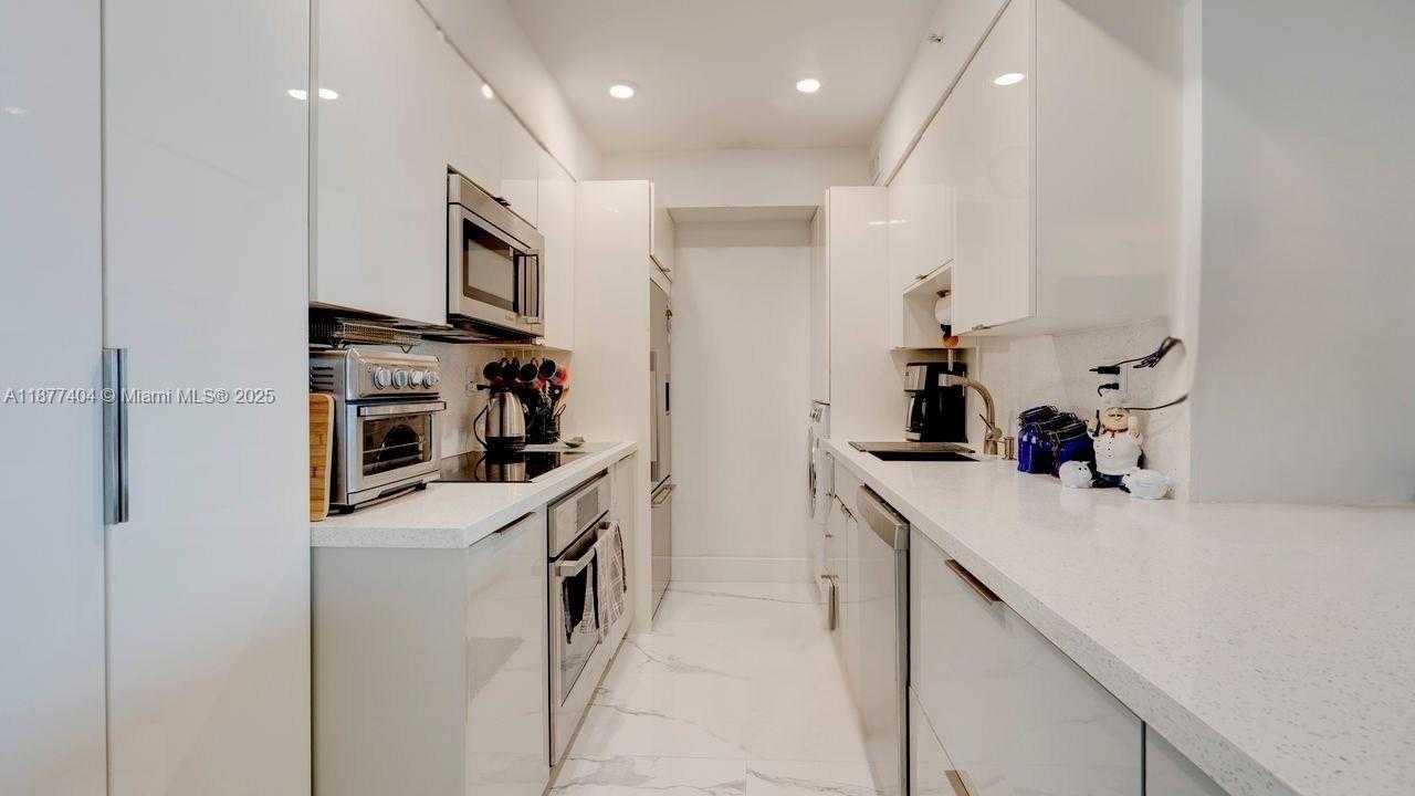 Small Image of 2501 SOUTH OCEAN DR #322, Hollywood Number 7