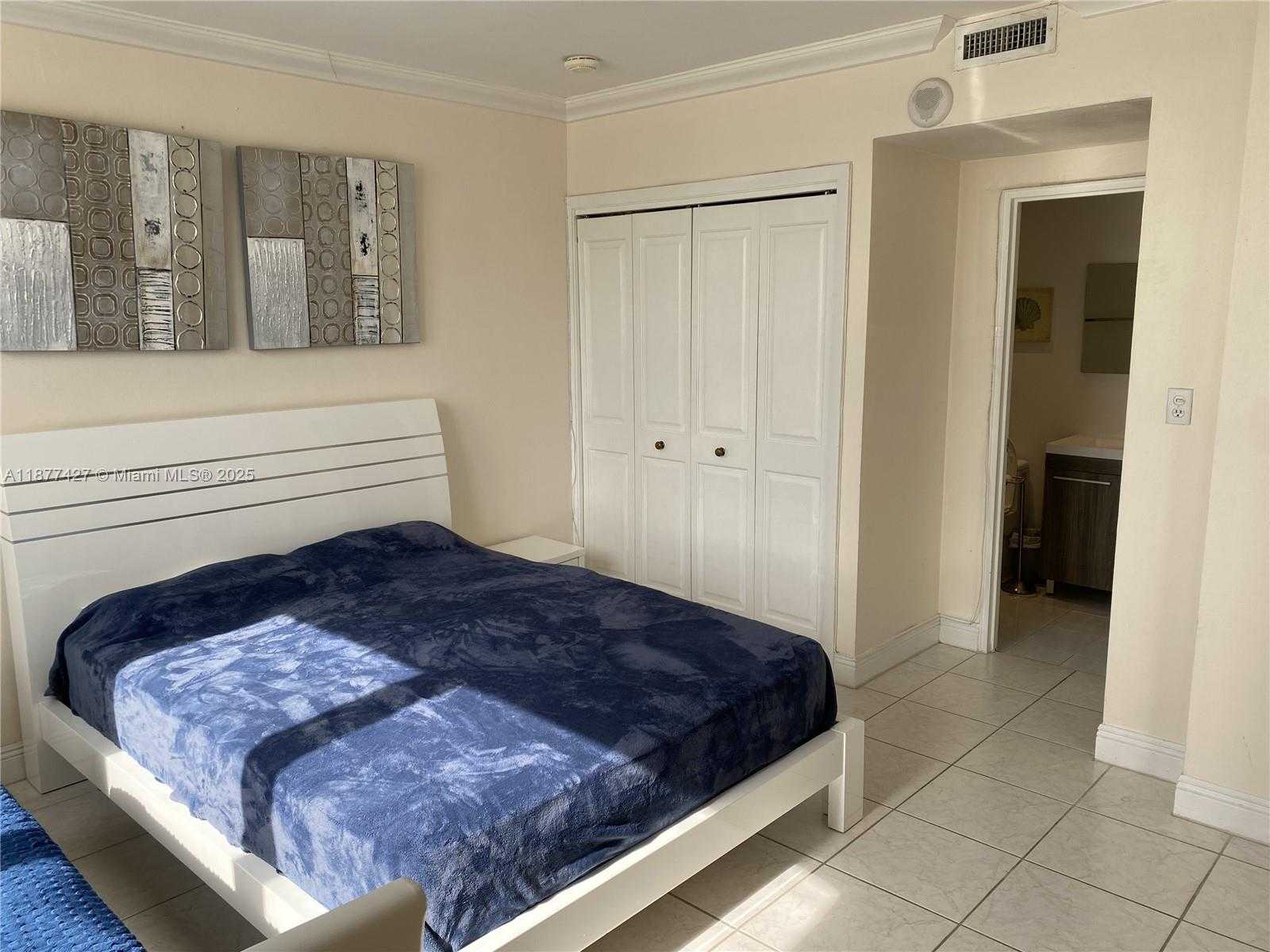 Small Image of 10185 COLLINS AVE #319, Bal Harbour Number 16