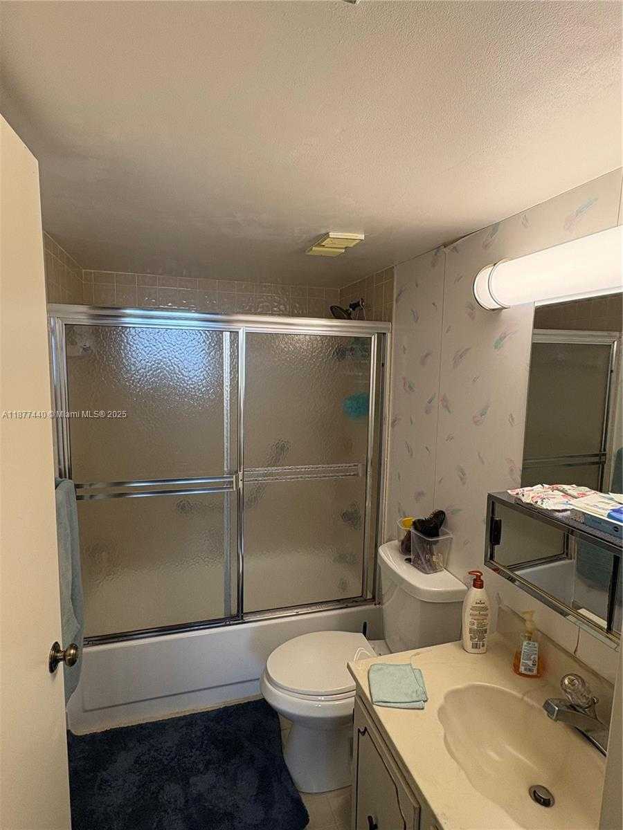 Small Image of 1621 COLLINS AVE #705, Miami Beach Number 21