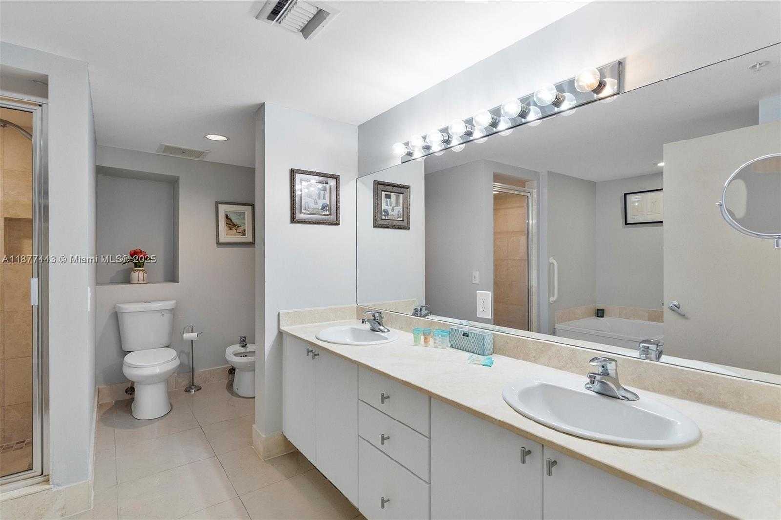 Small Image of 17375 COLLINS AVE #1507, Sunny Isles Beach Number 31