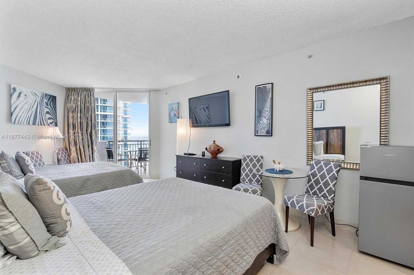 Small Image of 17375 COLLINS AVE #1507, Sunny Isles Beach Number 5