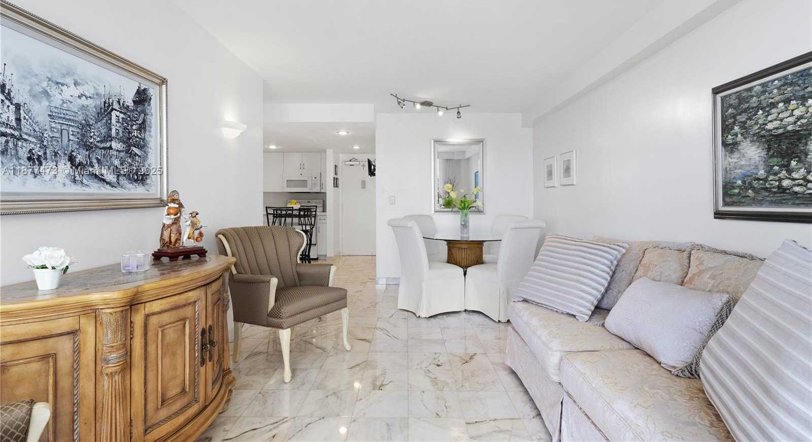 Small Image of 200 SOUTH EAST 15TH RD #6F, Miami Number 15