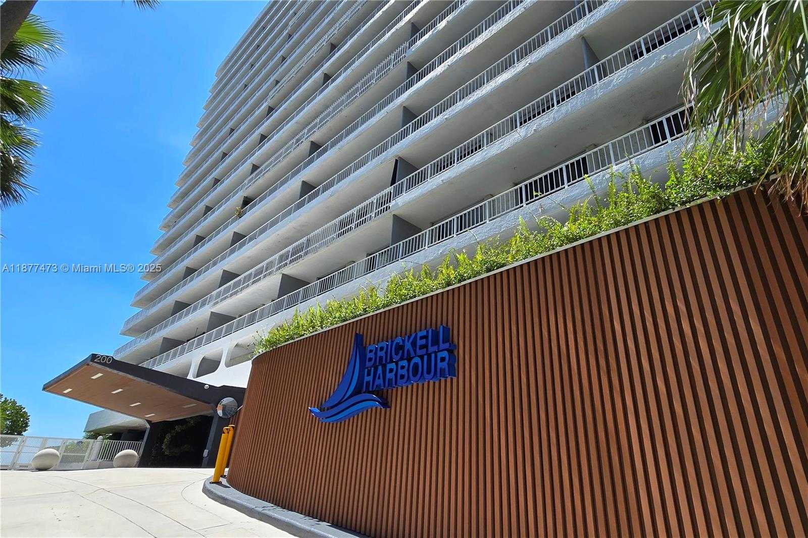 Small Image of 200 SOUTH EAST 15TH RD #6F, Miami Number 2