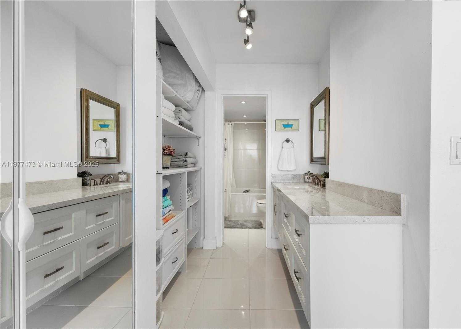 Small Image of 200 SOUTH EAST 15TH RD #6F, Miami Number 27