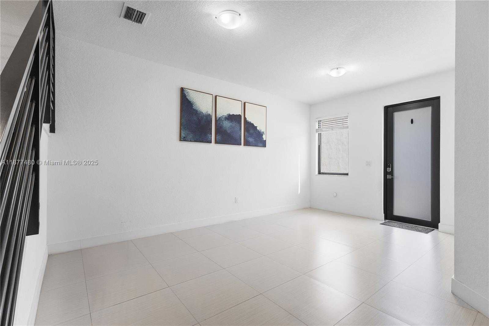 Small Image of 500 SOUTH WEST 91ST AVE, Miami Number 11