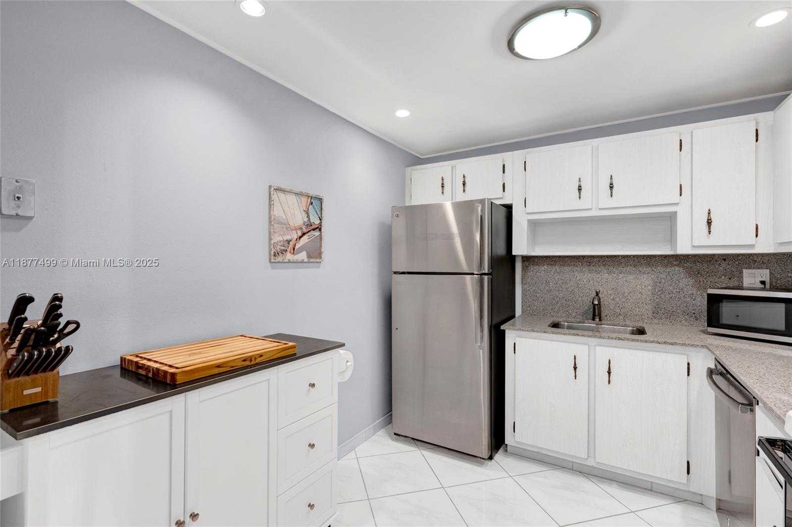 Small Image of 500 THREE ISLANDS BLVD #320, Hallandale Beach Number 14
