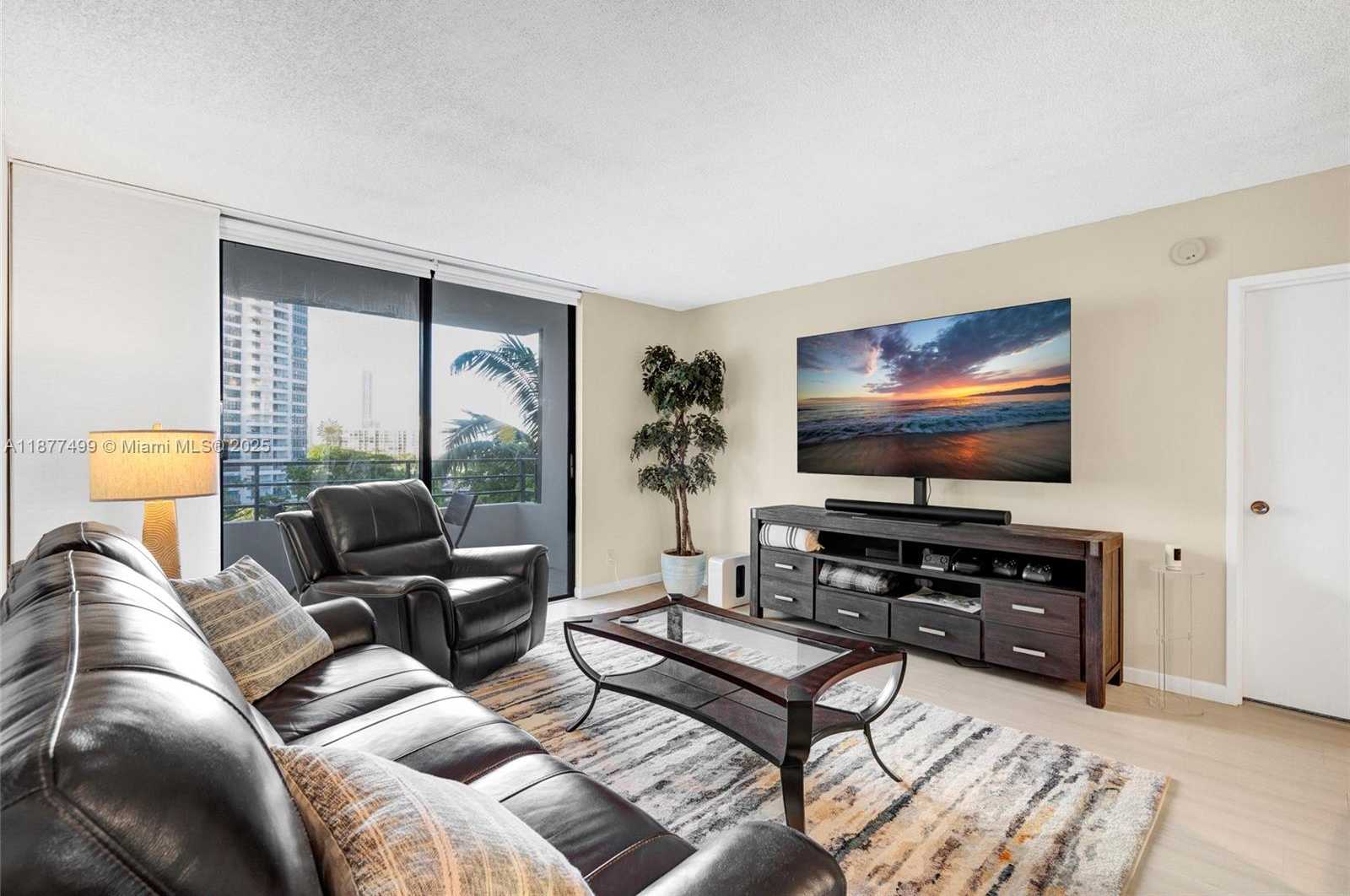 Small Image of 500 THREE ISLANDS BLVD #320, Hallandale Beach Number 5