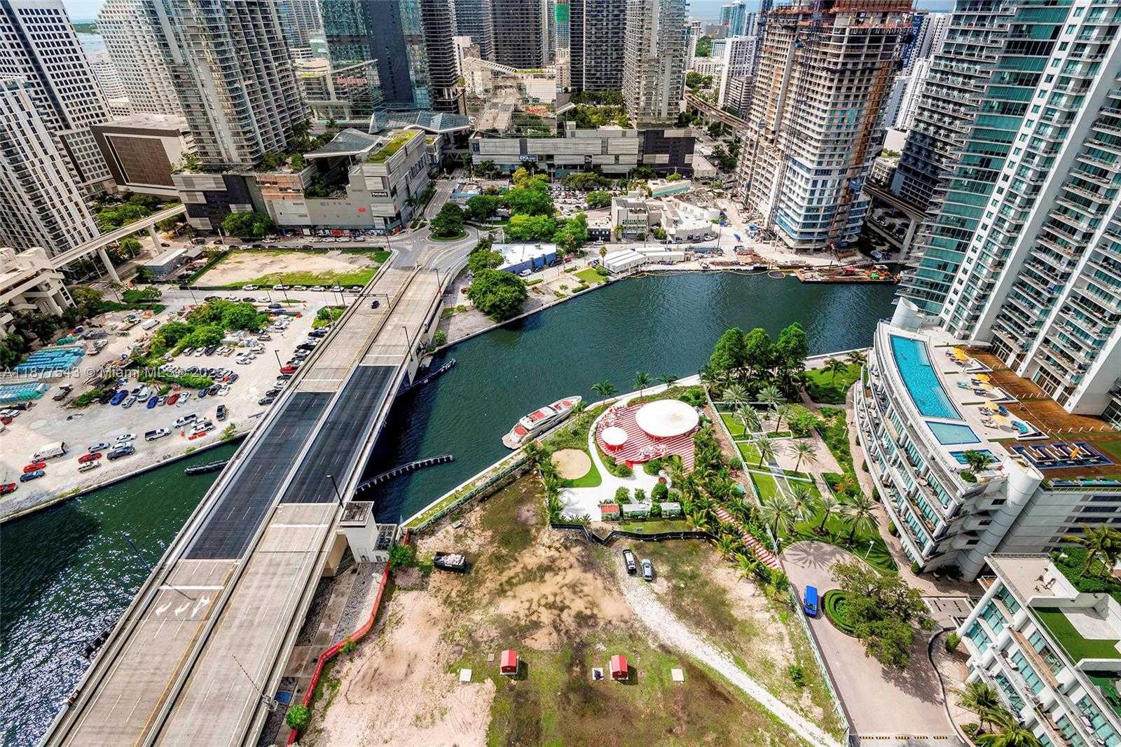 Small Image of 350 SOUTH MIAMI AVE #3508, Miami Number 26
