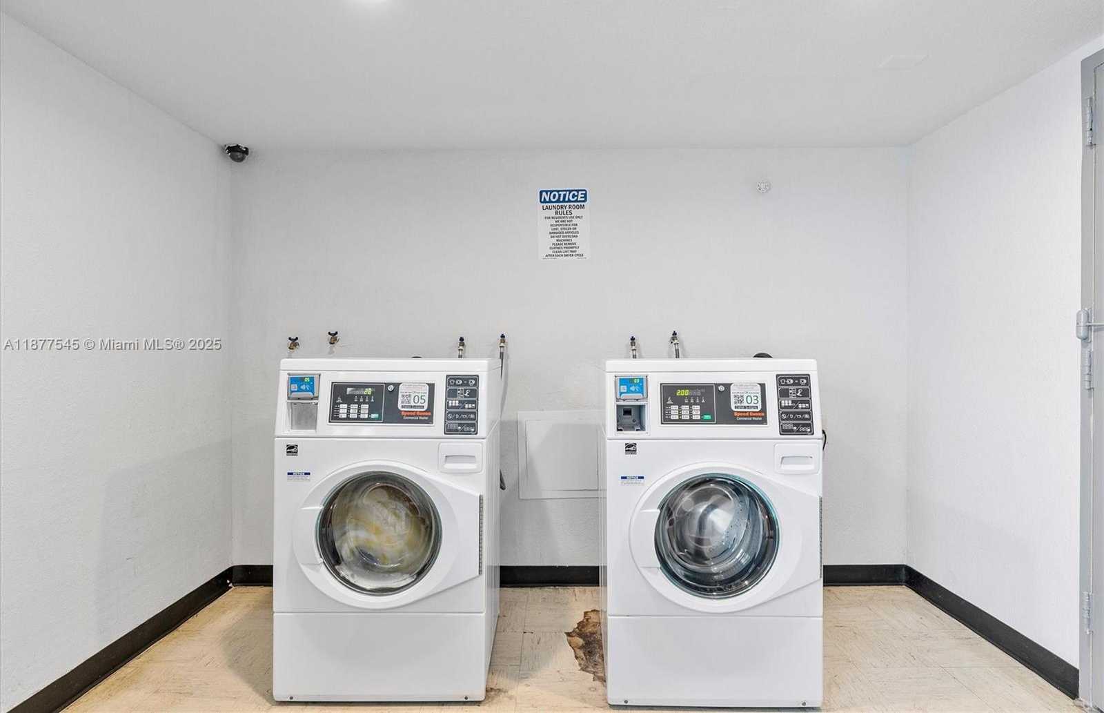 Small Image of 400 KINGS POINT DR #1425, Sunny Isles Beach Number 19