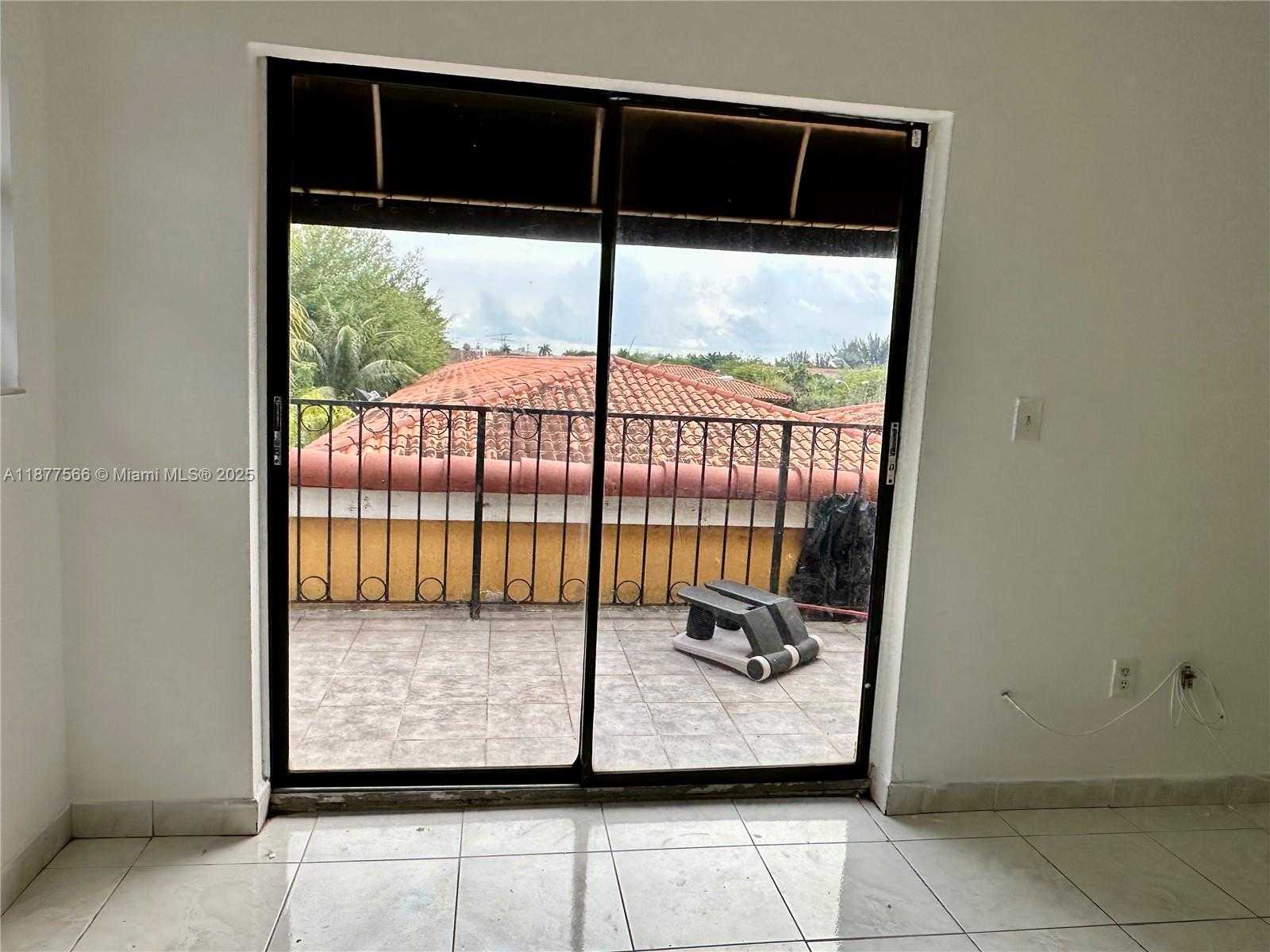 Small Image of 2582 WEST 56TH ST #201, Hialeah Number 17