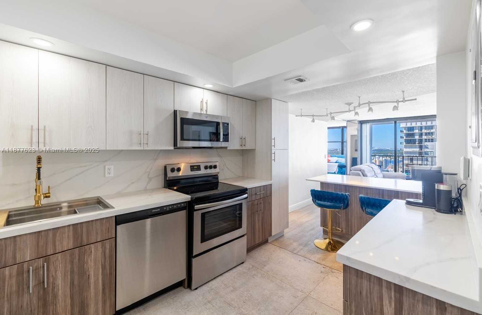 Small Image of 2401 SOUTH OCEAN DR #2504, Hollywood Number 14