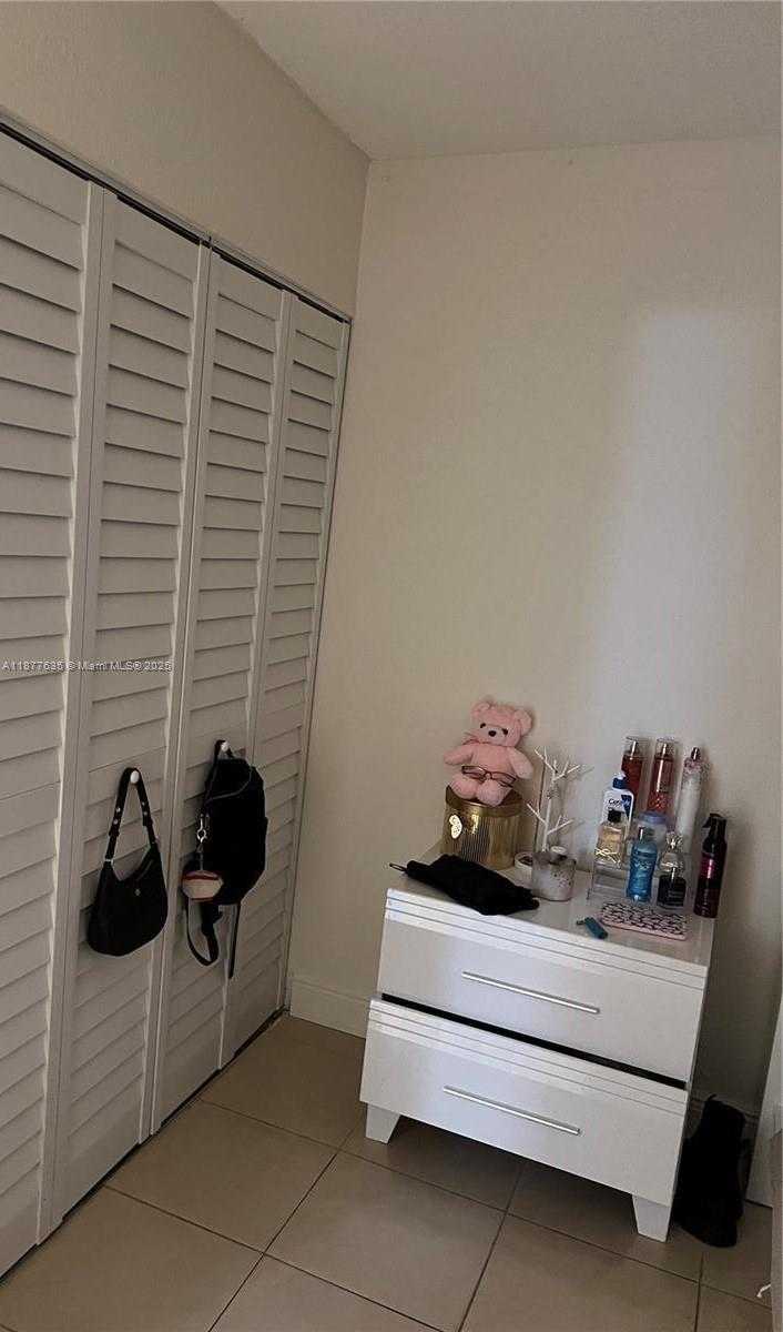 Small Image of 8875 FONTAINEBLEAU BLVD #203, Miami Number 11