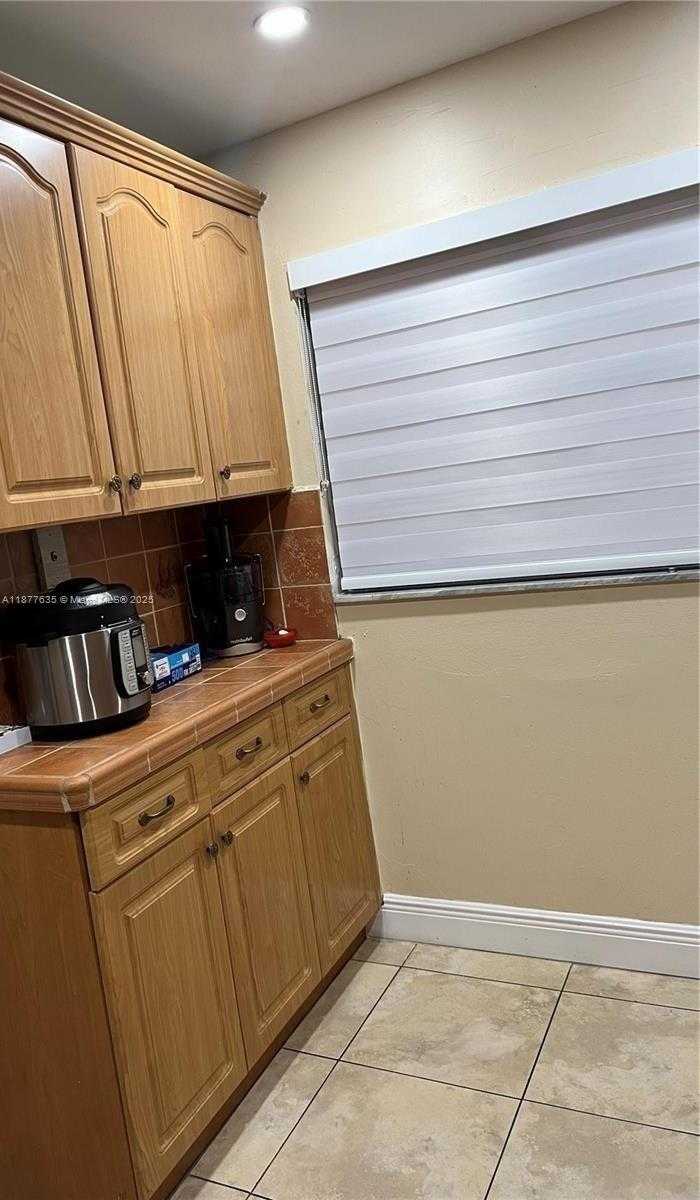Small Image of 8875 FONTAINEBLEAU BLVD #203, Miami Number 8