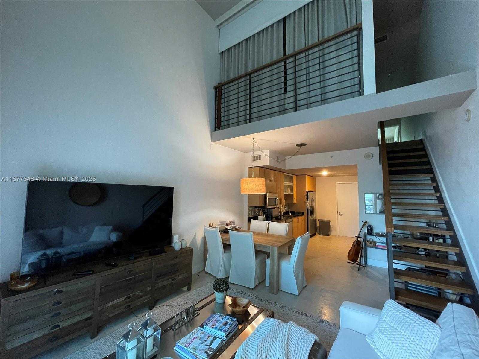 Small Image of 60 SOUTH WEST 13TH ST #3402, Miami Number 2