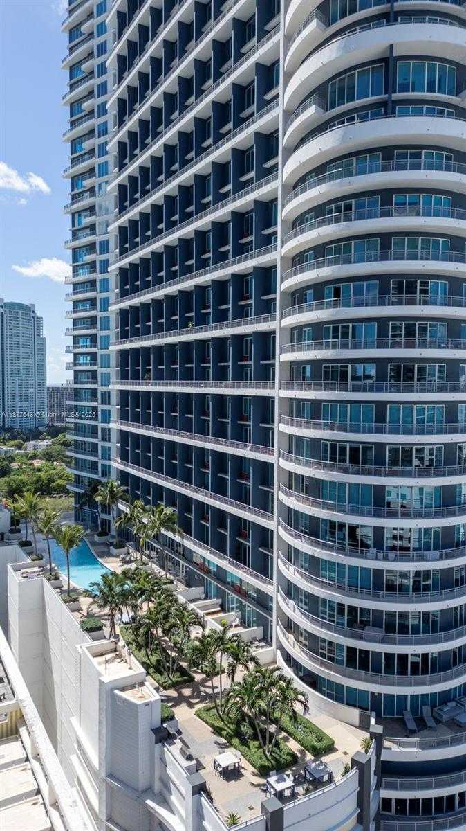 Small Image of 60 SOUTH WEST 13TH ST #3402, Miami Number 28