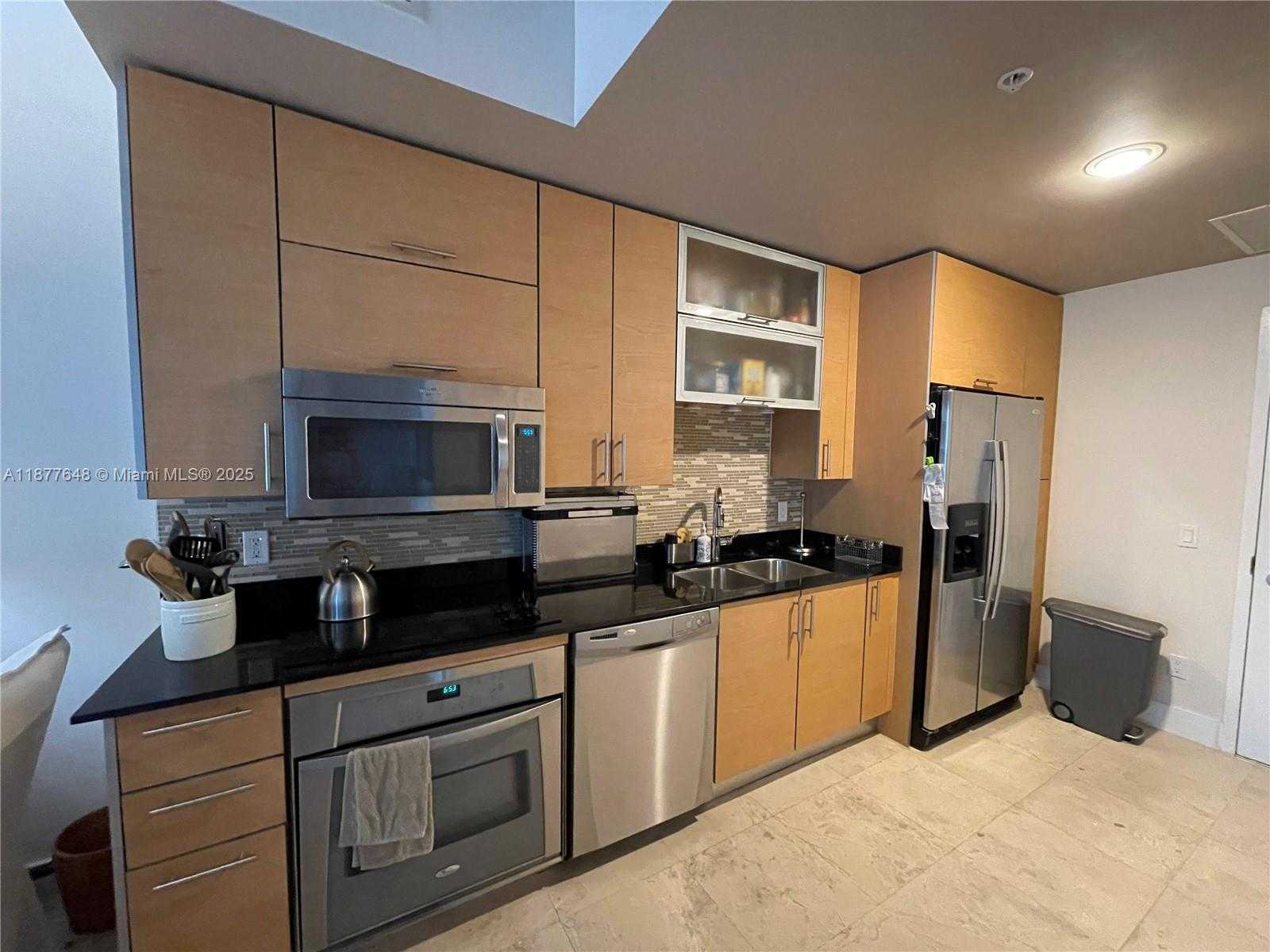 Small Image of 60 SOUTH WEST 13TH ST #3402, Miami Number 5