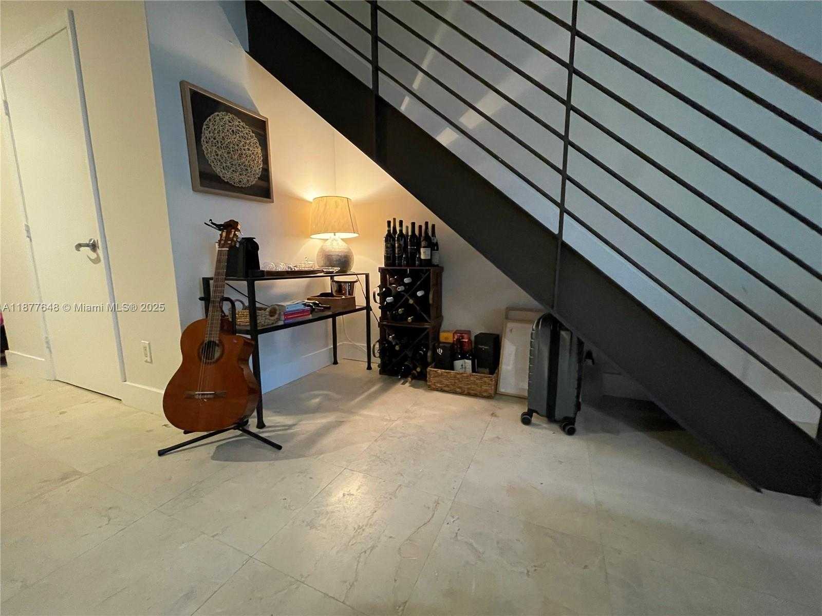 Small Image of 60 SOUTH WEST 13TH ST #3402, Miami Number 6