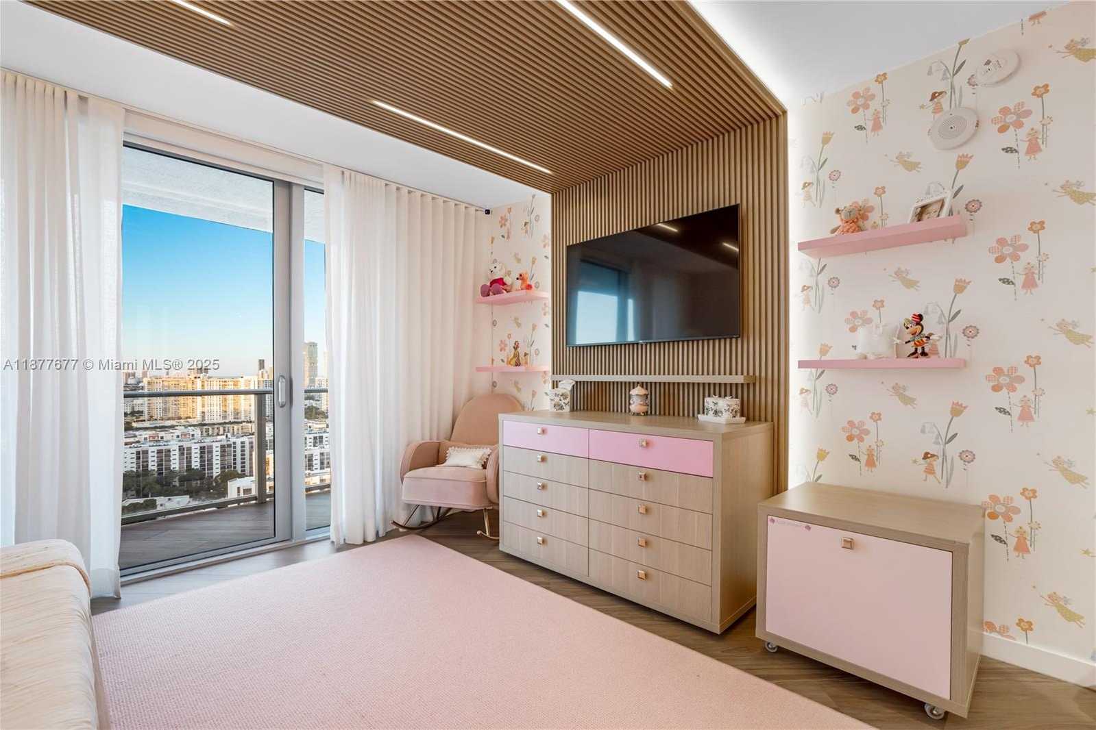 Small Image of 330 SUNNY ISLES BLVD #5-2403, Sunny Isles Beach Number 13