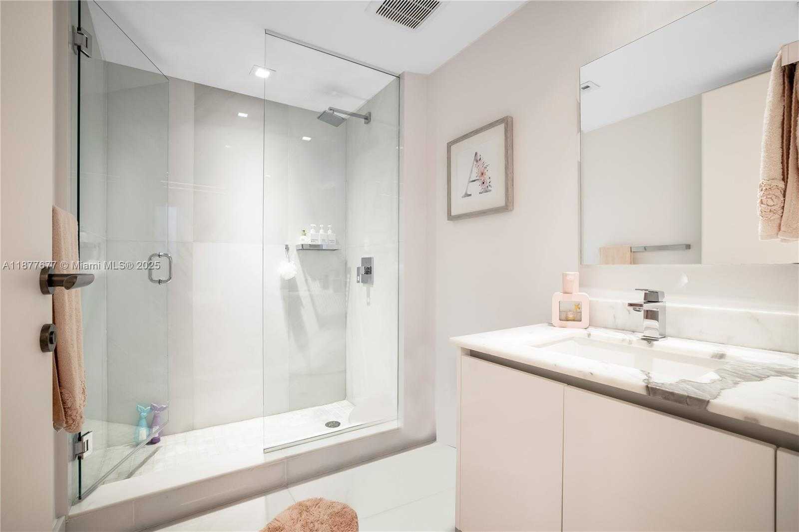 Small Image of 330 SUNNY ISLES BLVD #5-2403, Sunny Isles Beach Number 21