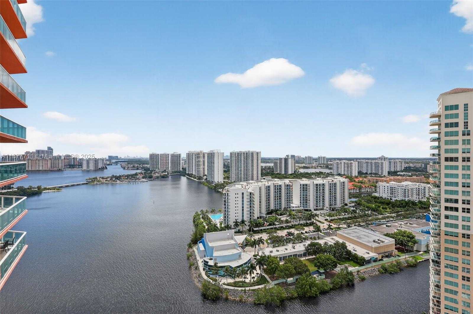 Small Image of 3370 HIDDEN BAY DR #2915, Aventura Number 39