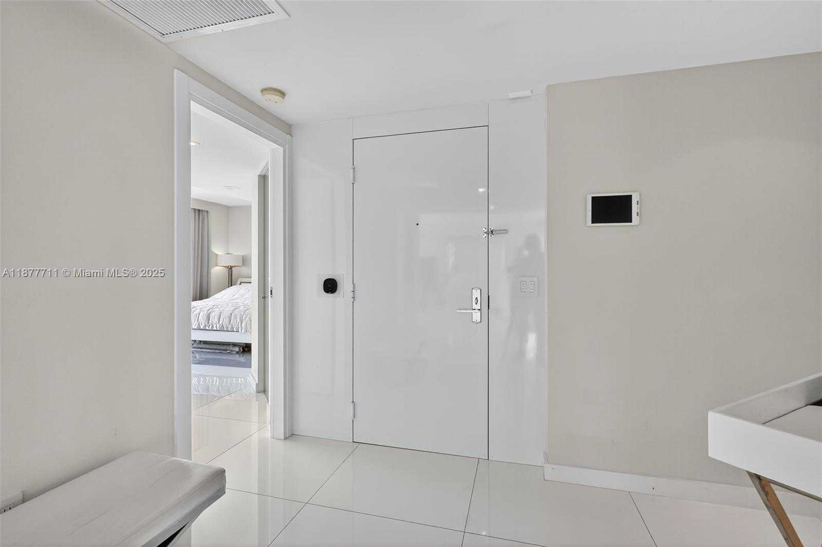 Small Image of 3370 HIDDEN BAY DR #2915, Aventura Number 48