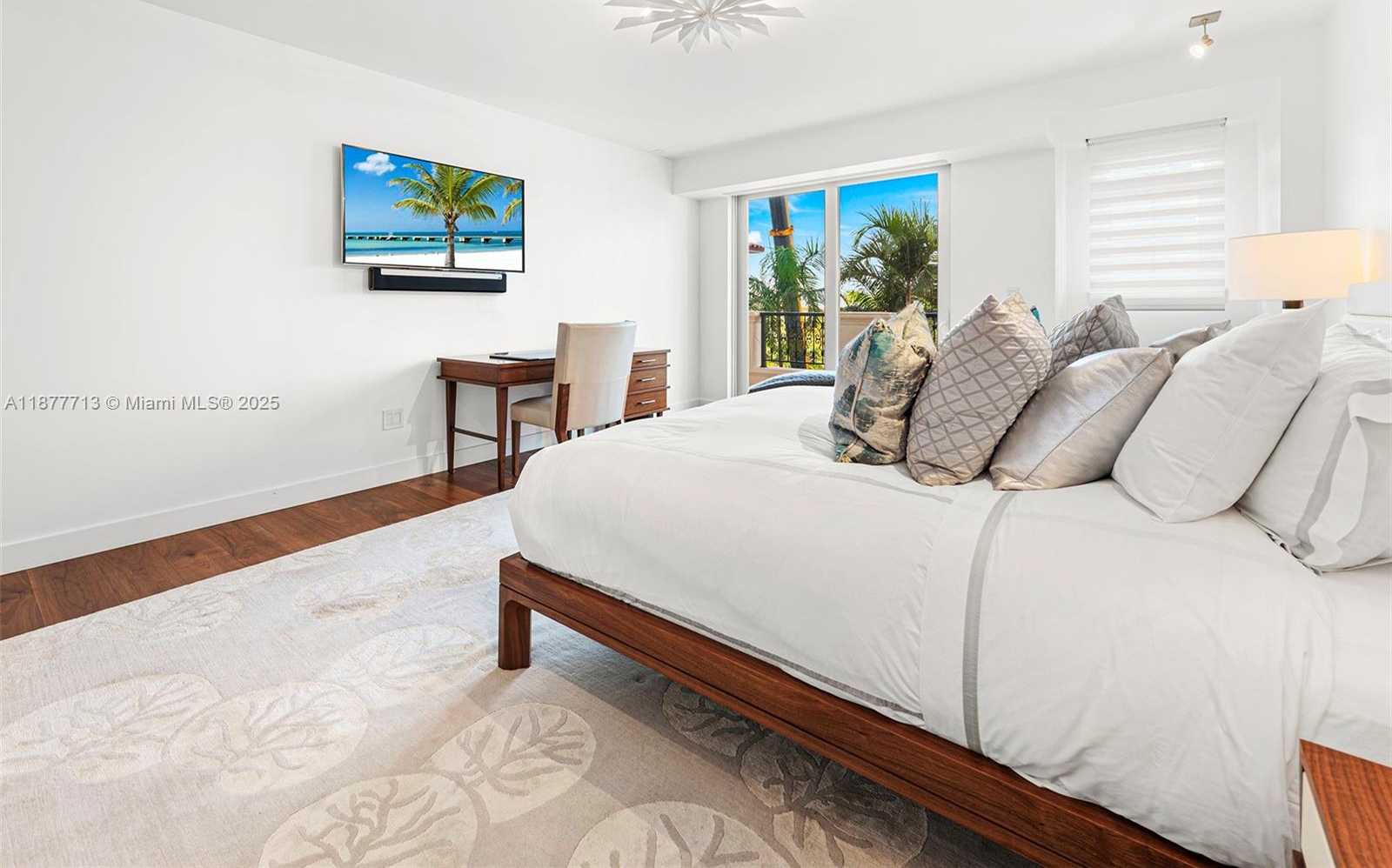 Small Image of 7966 FISHER ISLAND DR #7966, Miami Beach Number 25
