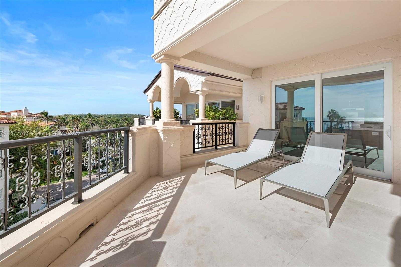 Small Image of 7966 FISHER ISLAND DR #7966, Miami Beach Number 44