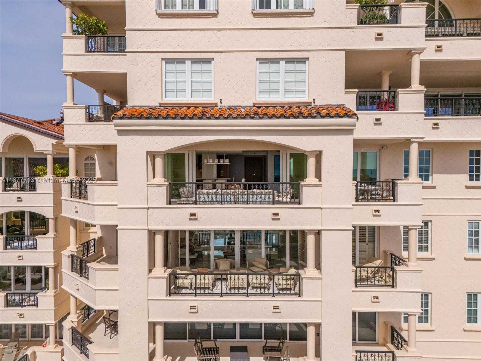 Small Image of 7966 FISHER ISLAND DR #7966, Miami Beach Number 46