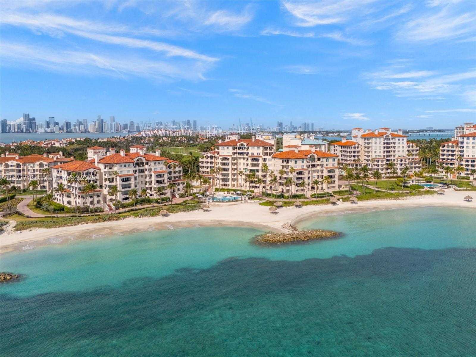 Small Image of 7966 FISHER ISLAND DR #7966, Miami Beach Number 54