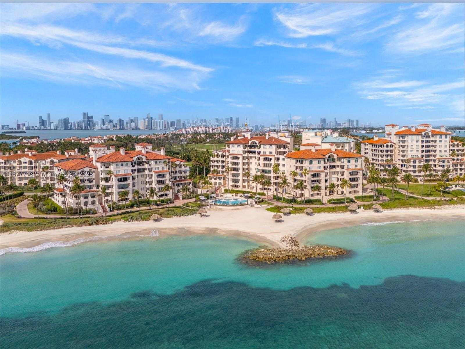 Small Image of 7966 FISHER ISLAND DR #7966, Miami Beach Number 55