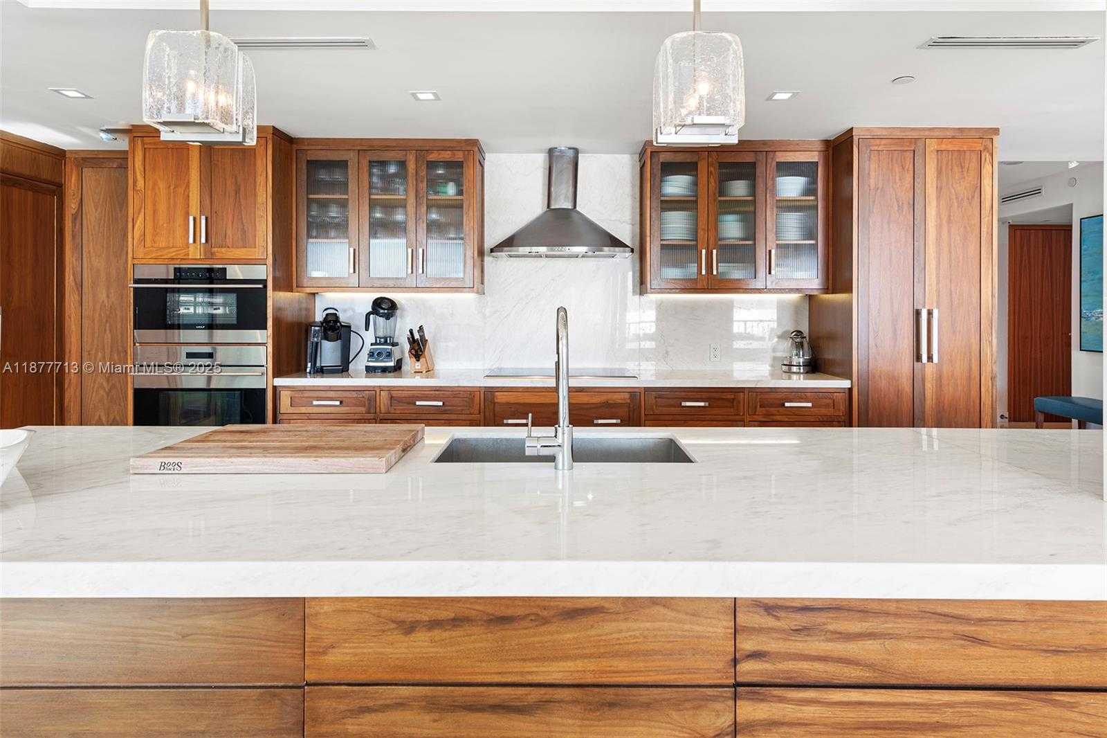 Small Image of 7966 FISHER ISLAND DR #7966, Miami Beach Number 7