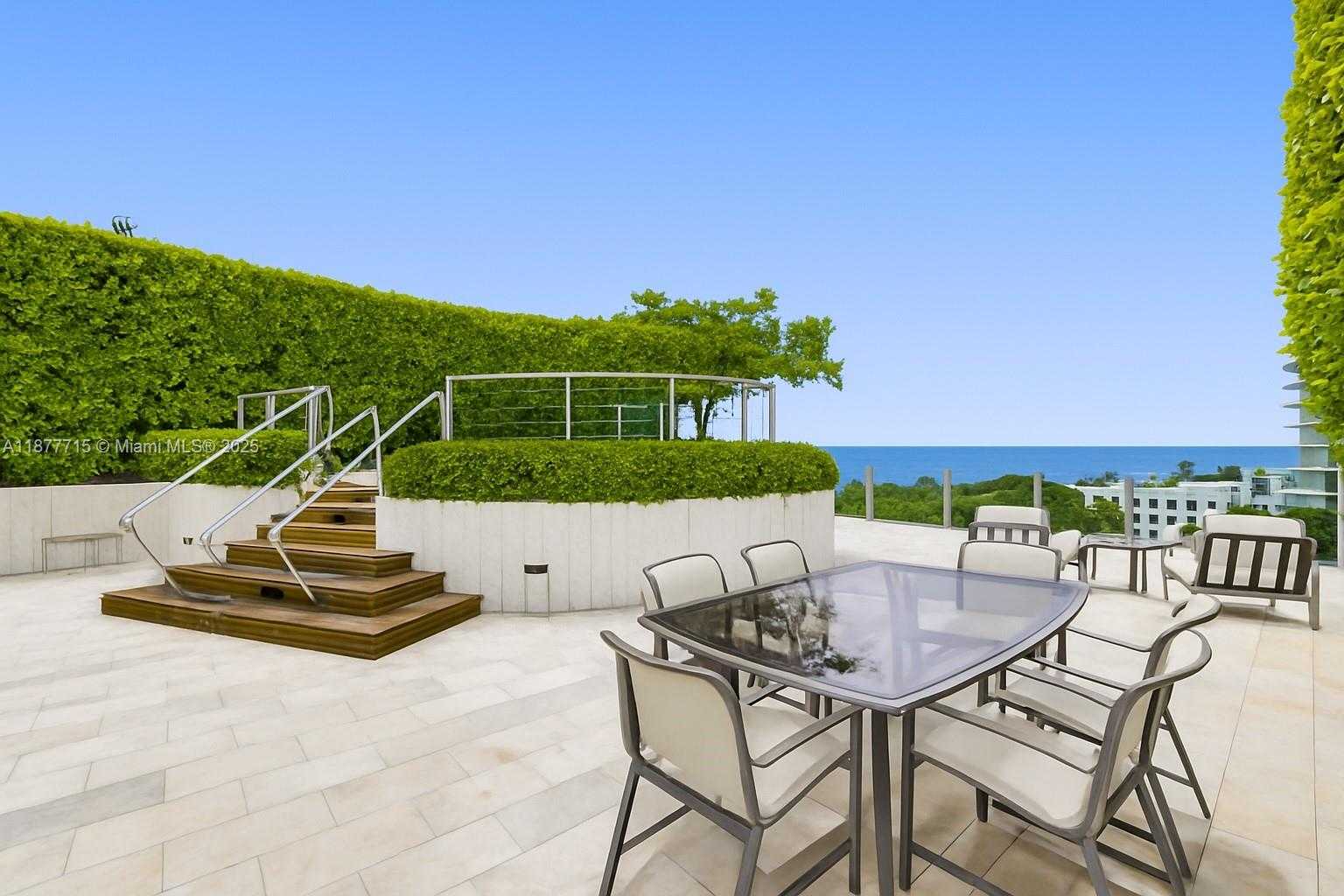 Small Image of 1 COLLINS AVE #PH702, Miami Beach Number 16
