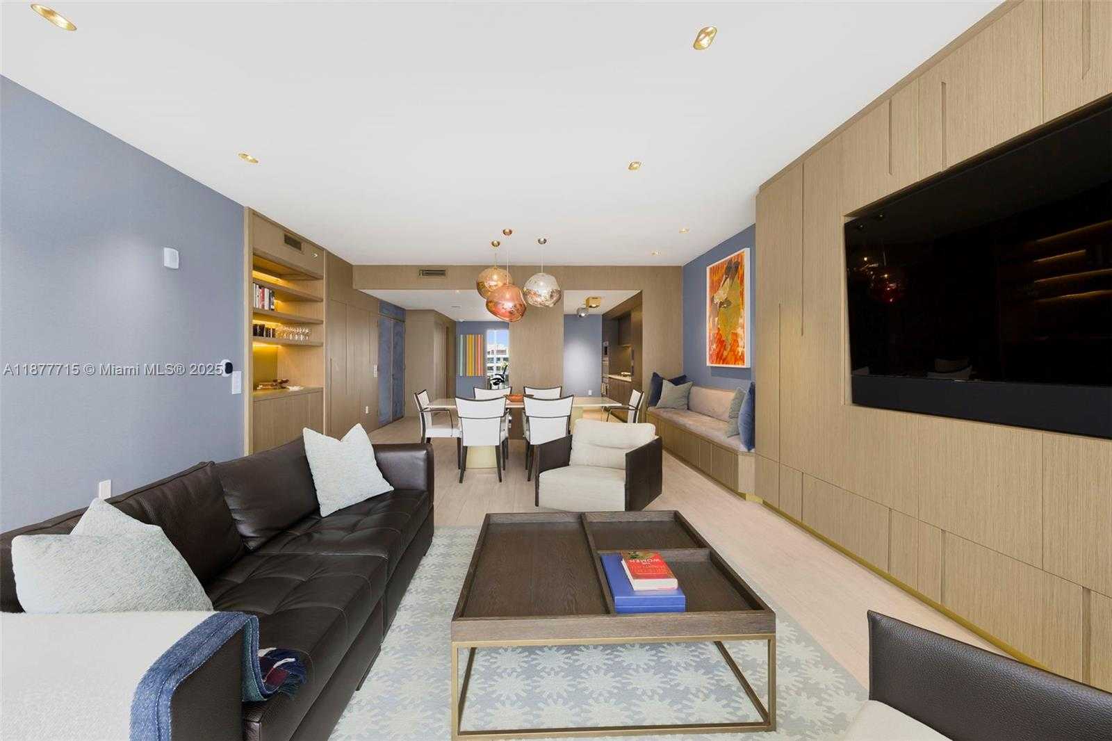 Small Image of 1 COLLINS AVE #PH702, Miami Beach Number 7