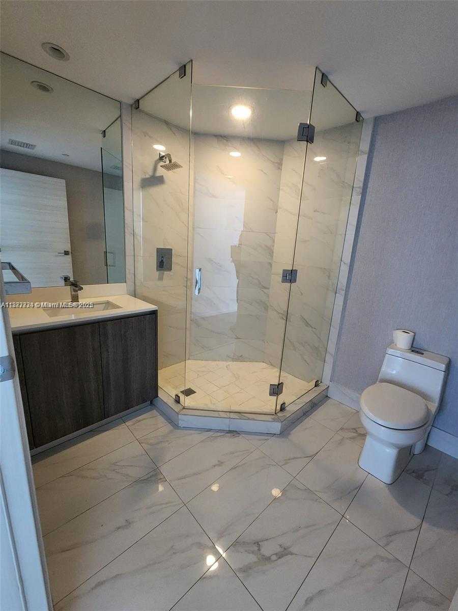 Imagen de Pequeño Objeto
