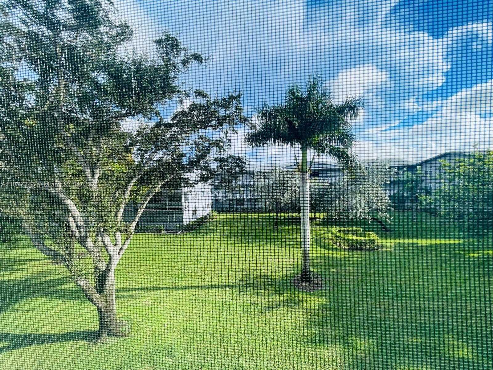 Small Image of 251 SOUTH SUFFOLK F #251, Boca Raton Number 12
