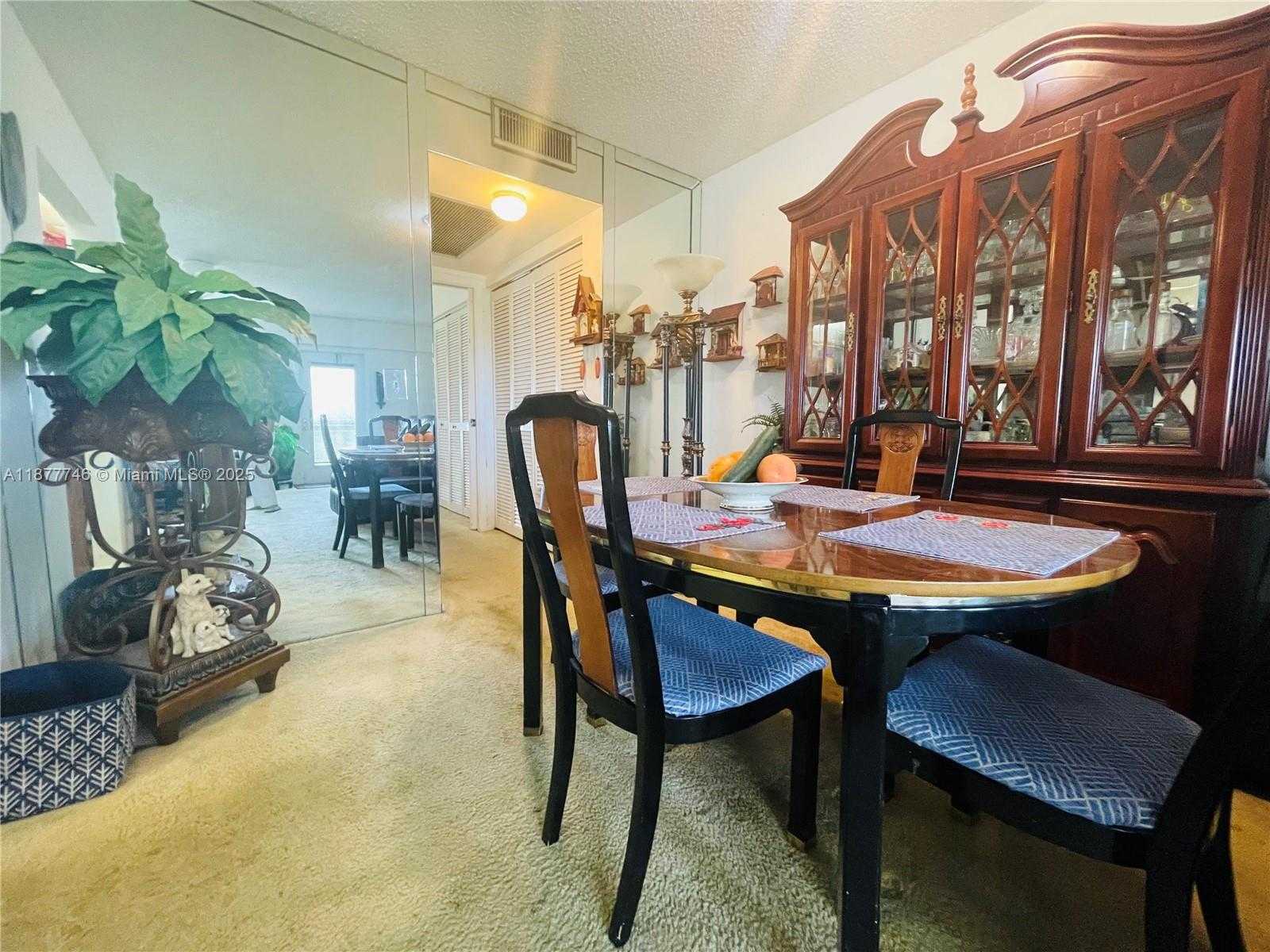 Small Image of 251 SOUTH SUFFOLK F #251, Boca Raton Number 13