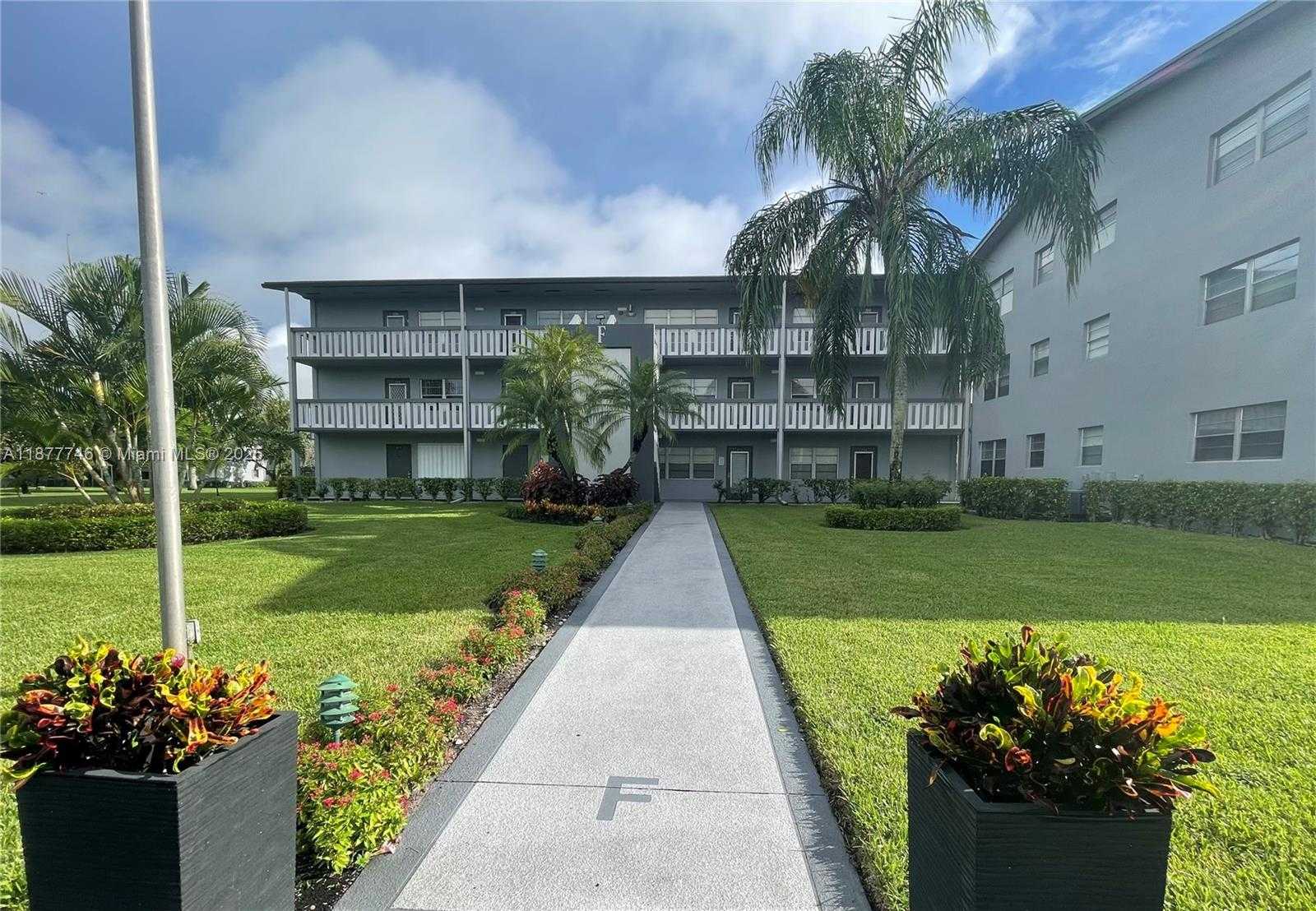 Small Image of 251 SOUTH SUFFOLK F #251, Boca Raton Number 23