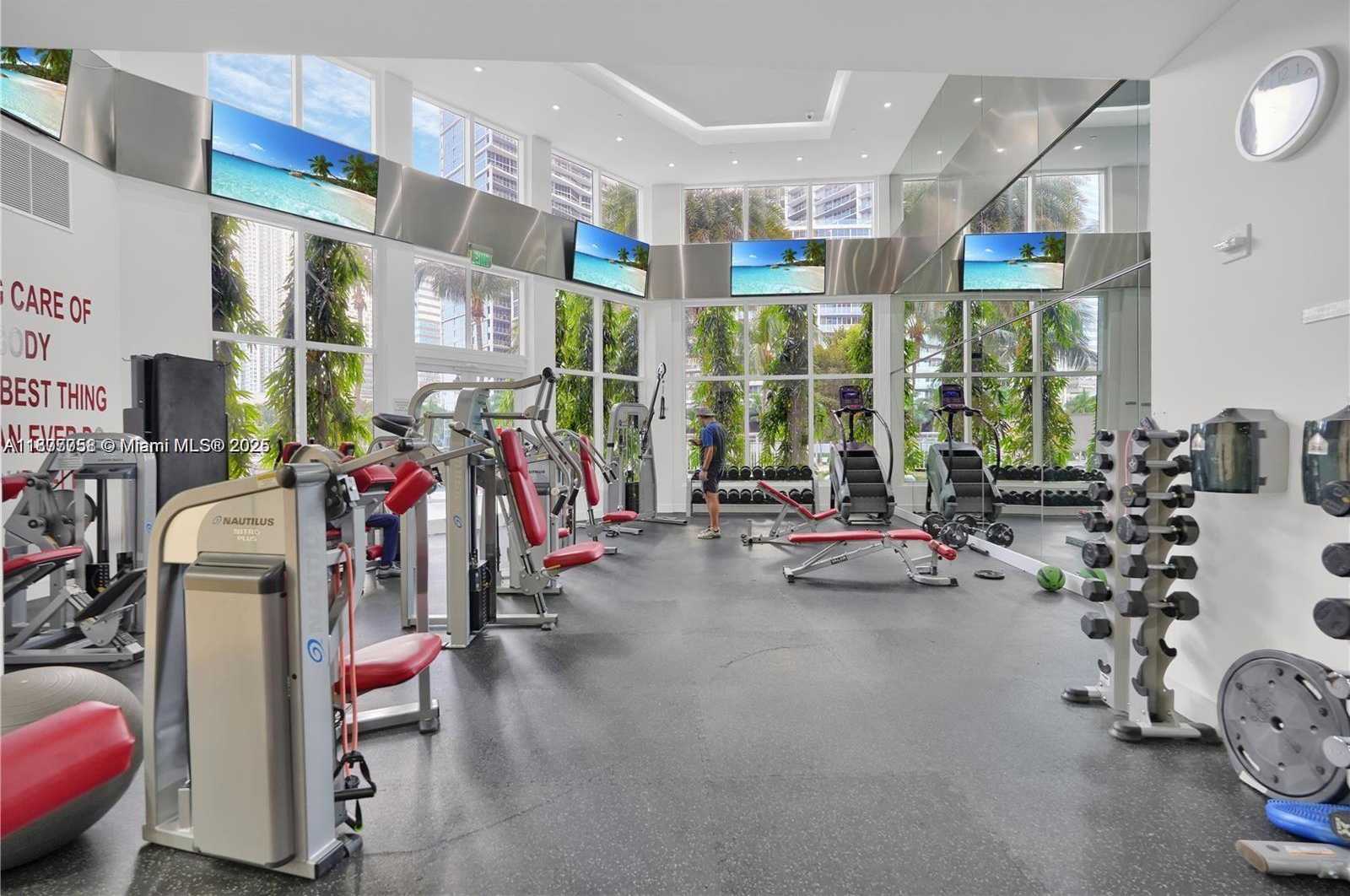 Small Image of 901 BRICKELL KEY BLVD #906, Miami Number 12