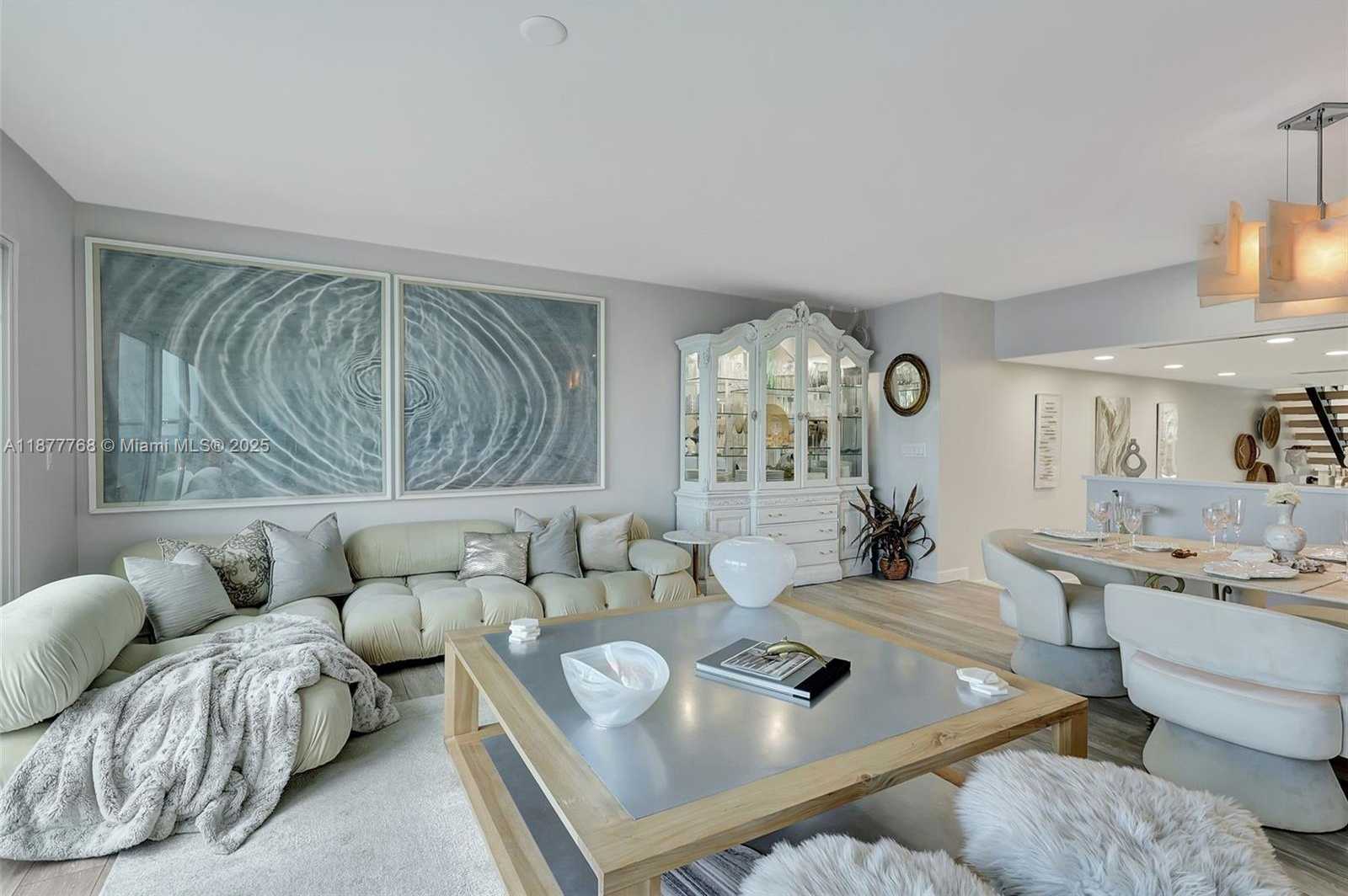 Small Image of 2404 HARBOUR COVE DR, Hutchinson Island Number 26