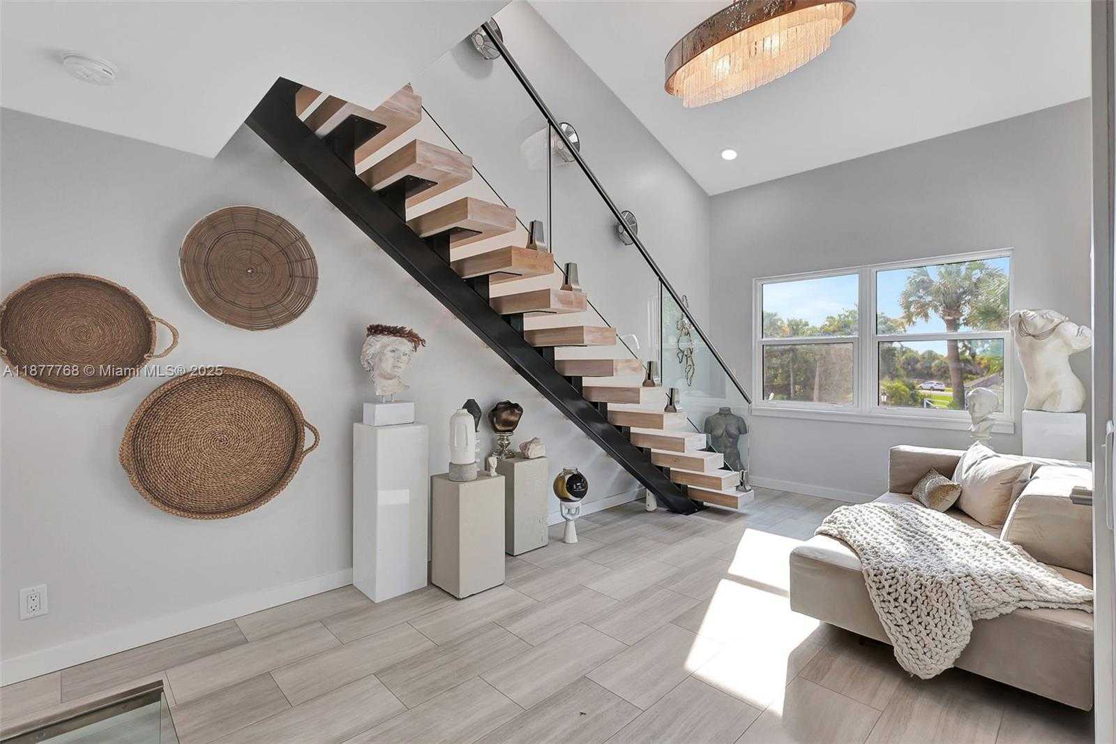 Small Image of 2404 HARBOUR COVE DR, Hutchinson Island Number 27