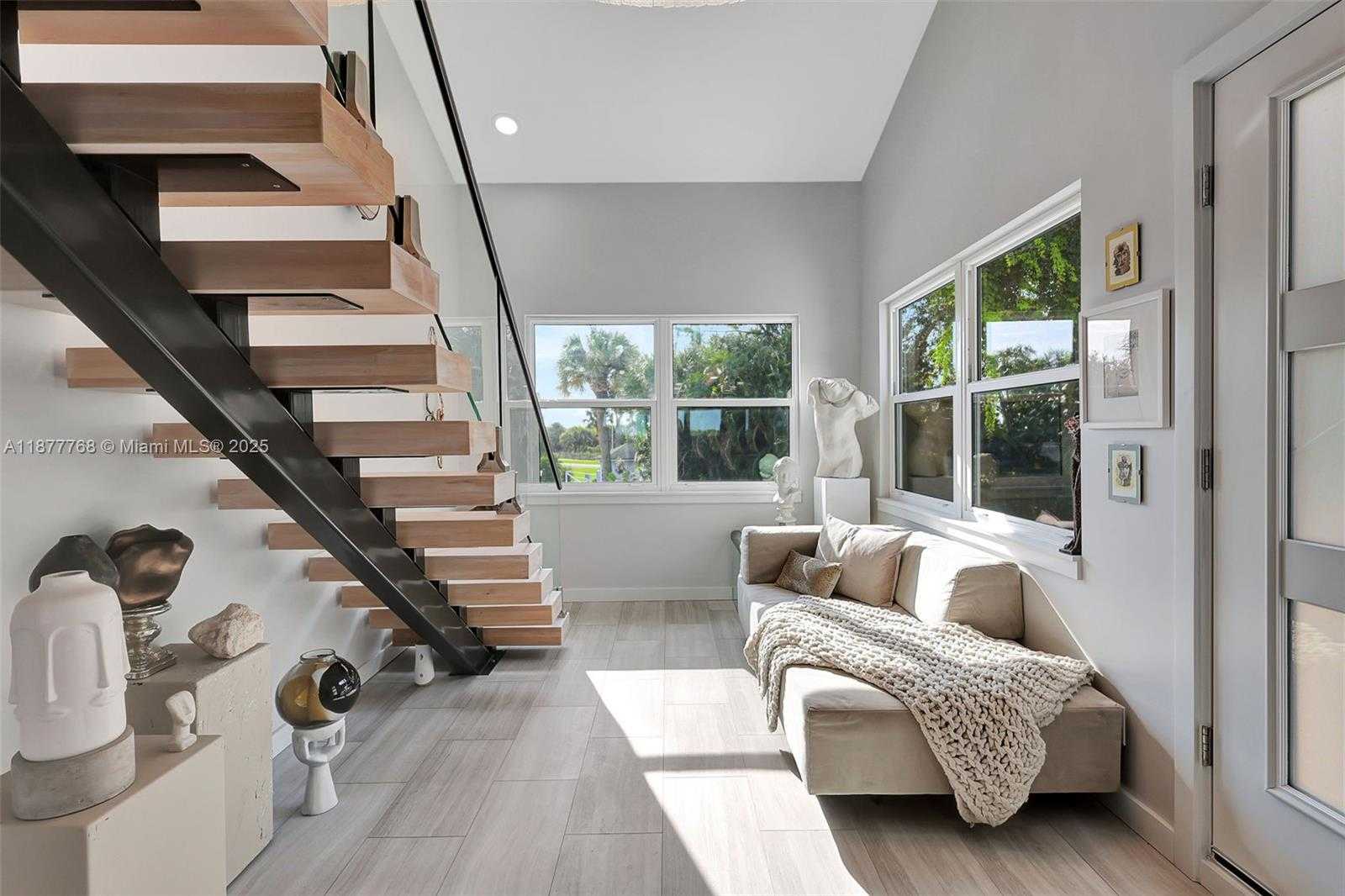 Small Image of 2404 HARBOUR COVE DR, Hutchinson Island Number 28