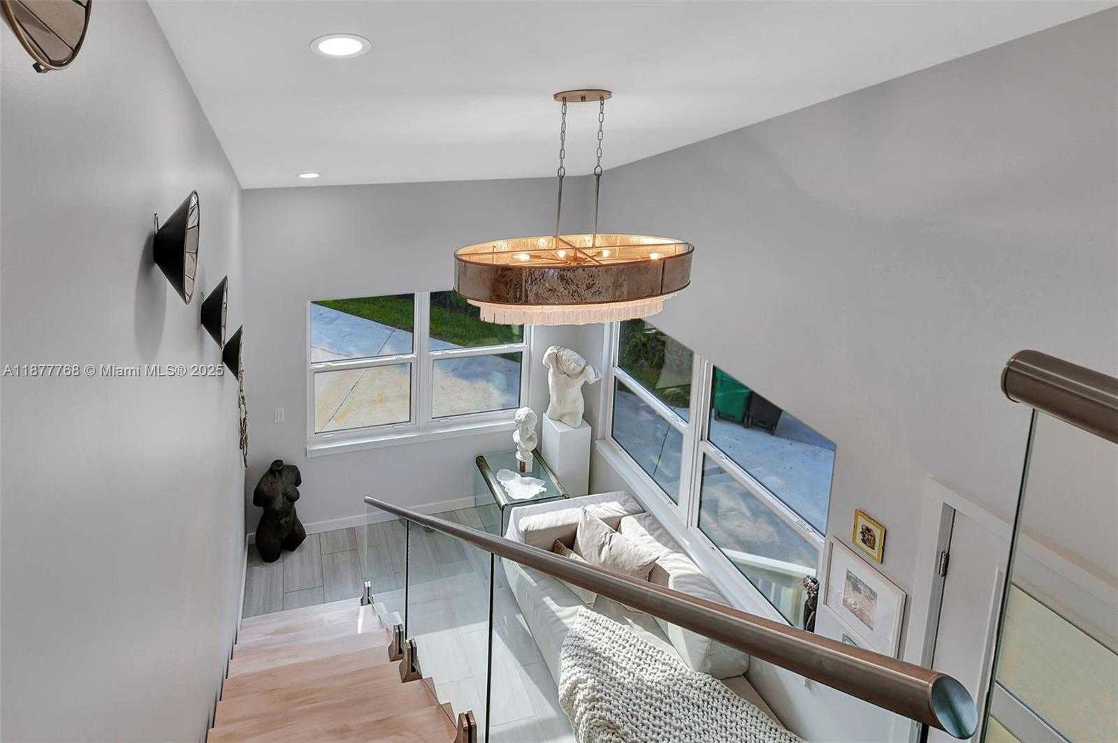 Small Image of 2404 HARBOUR COVE DR, Hutchinson Island Number 30