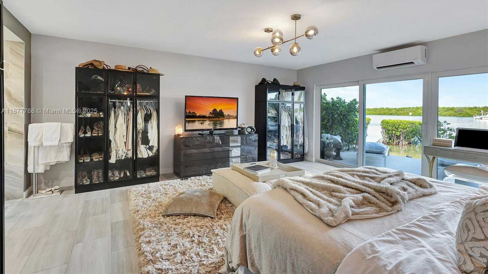 Small Image of 2404 HARBOUR COVE DR, Hutchinson Island Number 41