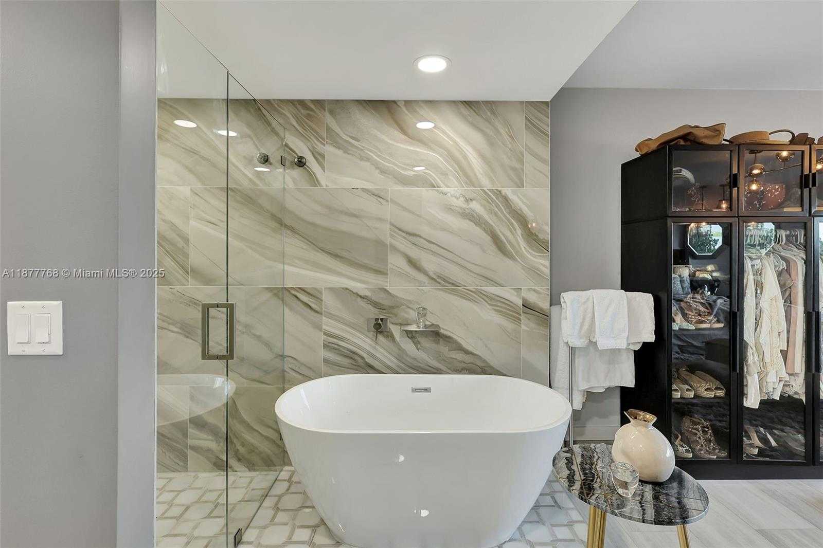 Small Image of 2404 HARBOUR COVE DR, Hutchinson Island Number 50