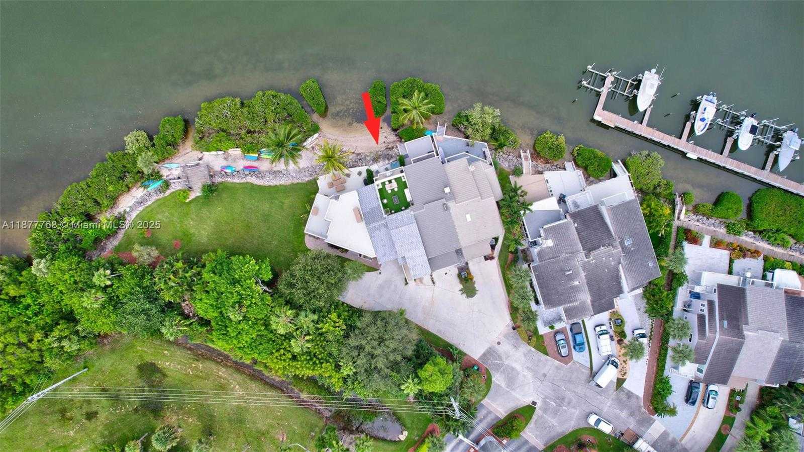 Small Image of 2404 HARBOUR COVE DR, Hutchinson Island Number 56
