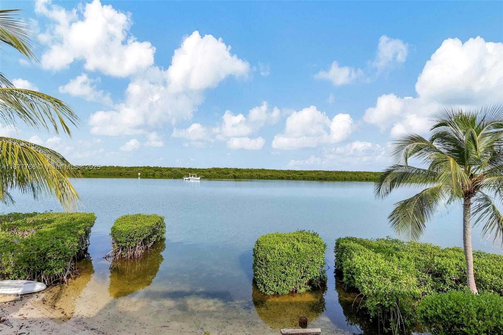 Small Image of 2404 HARBOUR COVE DR, Hutchinson Island Number 62